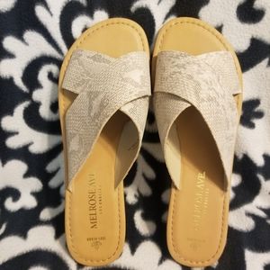 Melrose Ave. Good to Go slide sandals